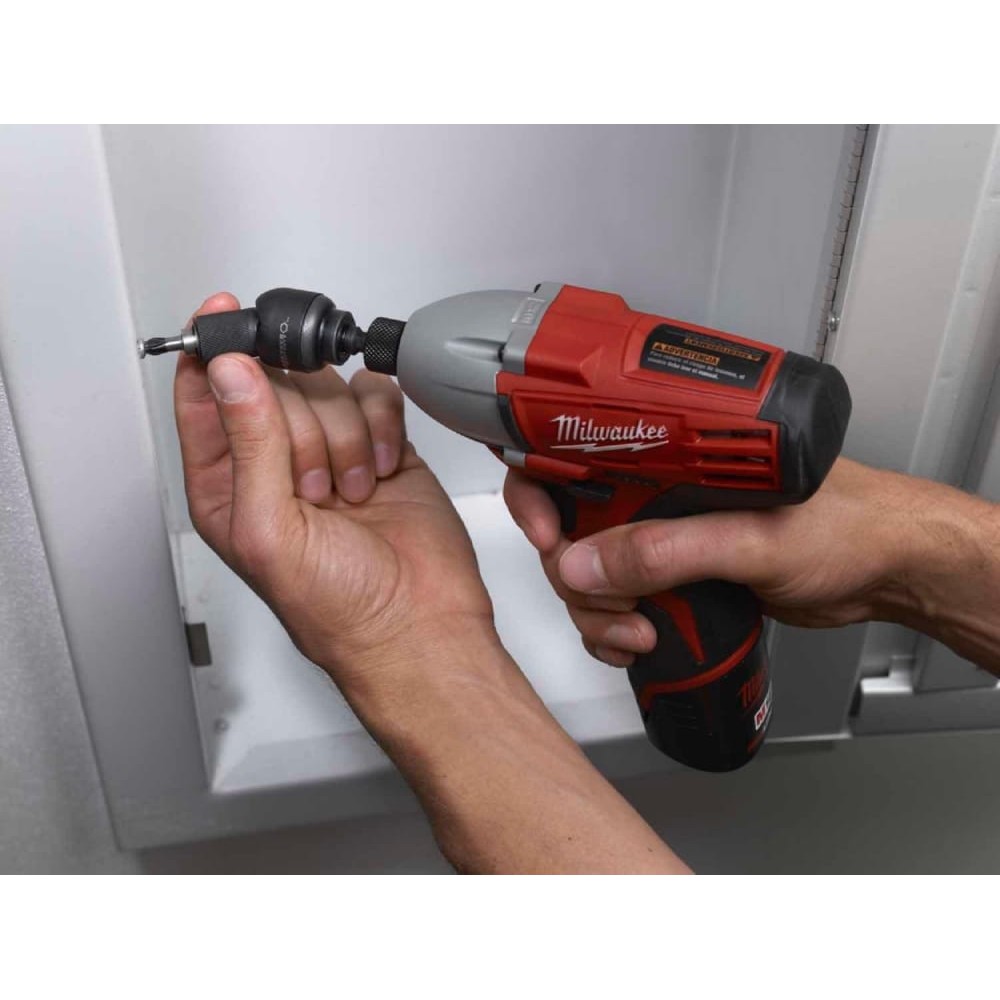 Угловая насадка KNUCKLE™SHOCKWAVE™ + 10 бит в комплекте  MILWAUKEE 4932459781