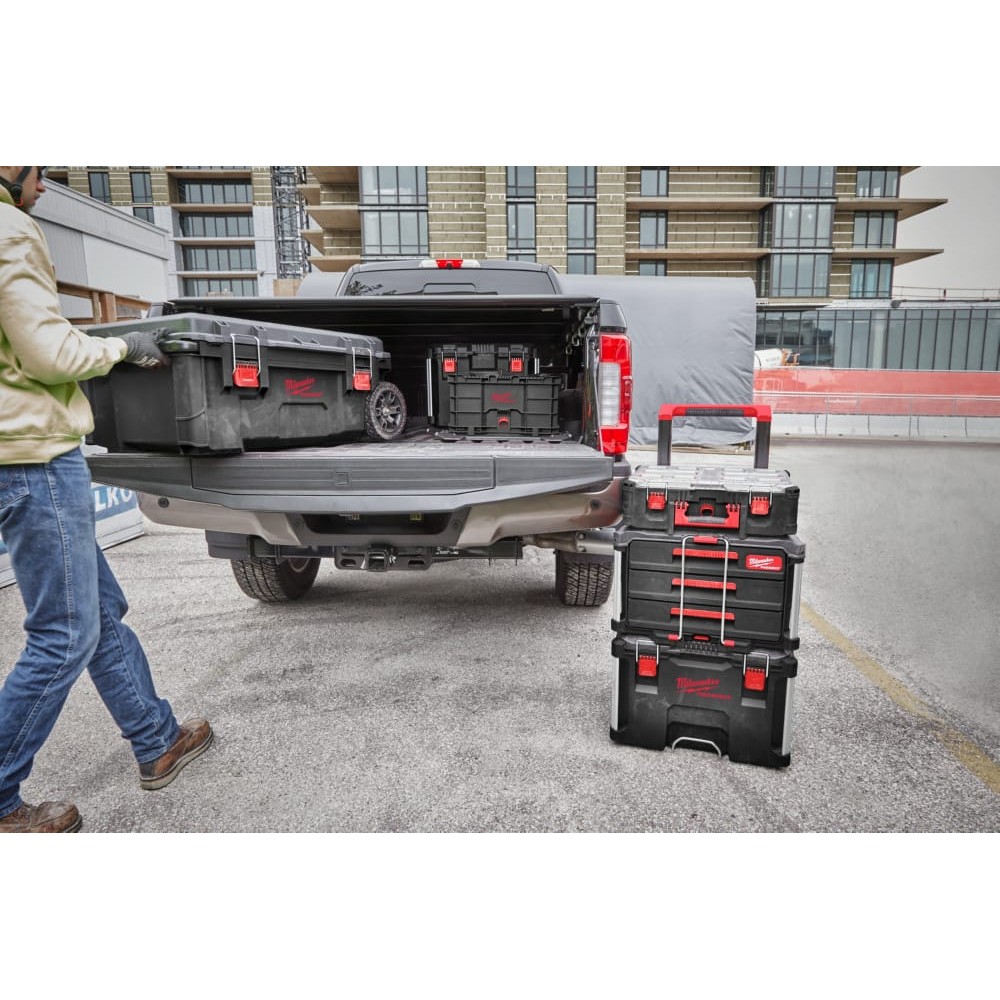 Кейс для инструмента на колесах XL PACKOUT MILWAUKEE, (965x609x401мм)