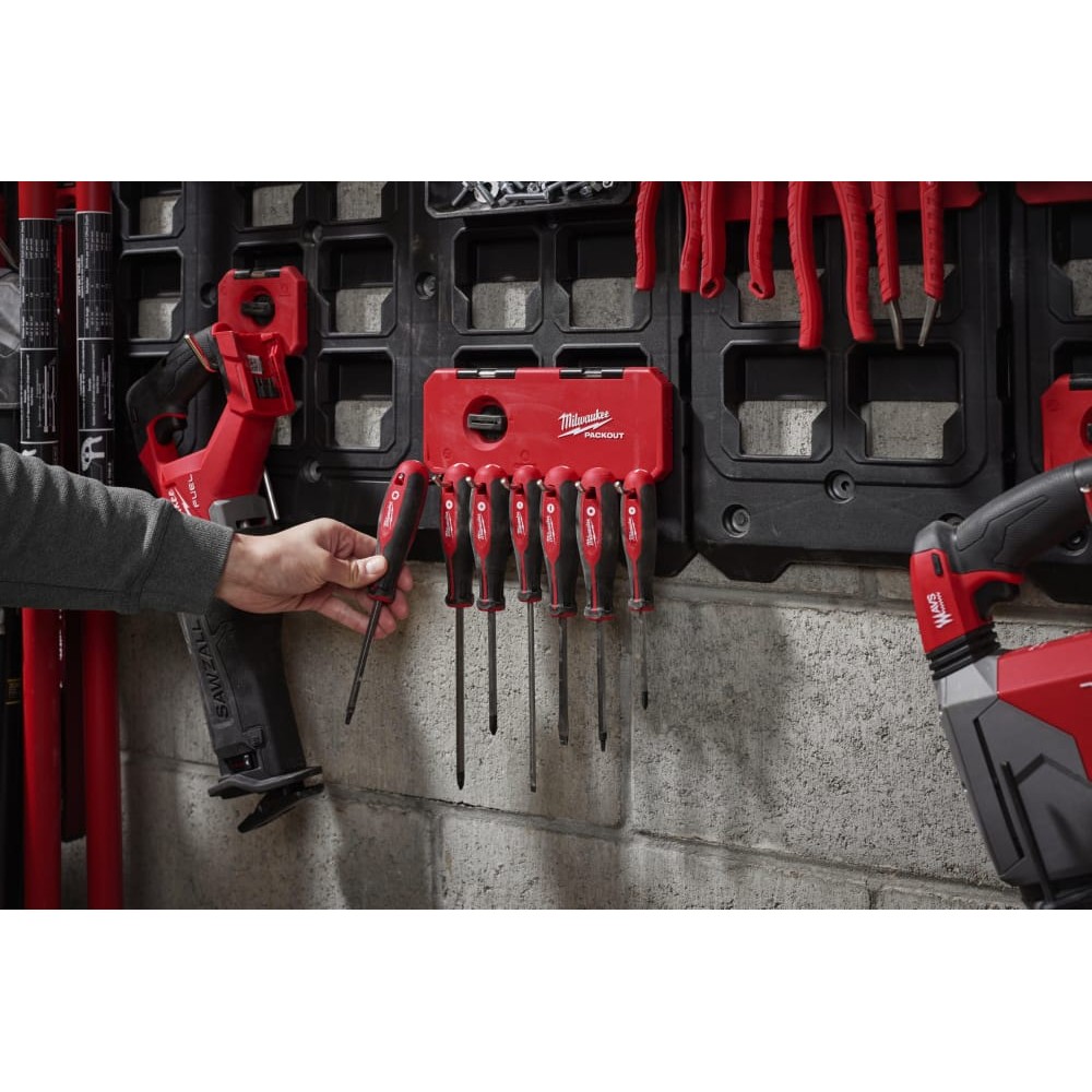 Держатель для ключей PACKOUT MILWAUKEE SMALL HOOK ROW (7 крючков) (100x232x77мм)