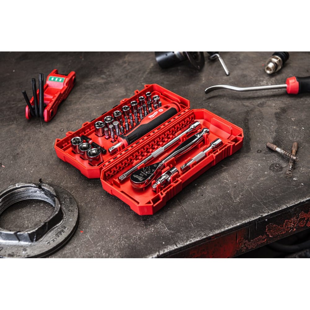 Набір ударних біт, головок з тріскачкою 1/4" MILWAUKEE (38шт)