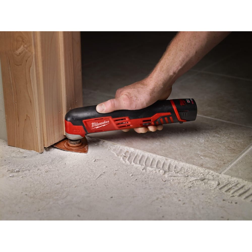 Інструмент багатофункціональний акумуляторний MILWAUKEE M12 MT-402B (ЗУ+2ак.Х4Ач+сумка)