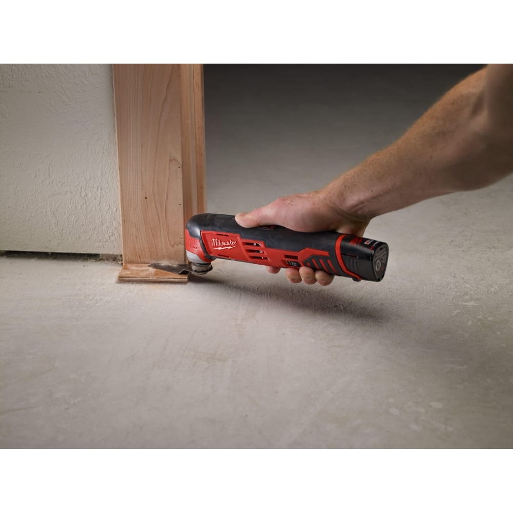 Інструмент багатофункціональний акумуляторний MILWAUKEE M12 MT-402B (ЗУ+2ак.Х4Ач+сумка)