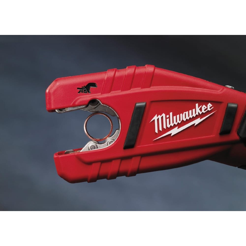 Труборез аккумуляторный по медным трубам MILWAUKEE C12 PC-0 (каркас)