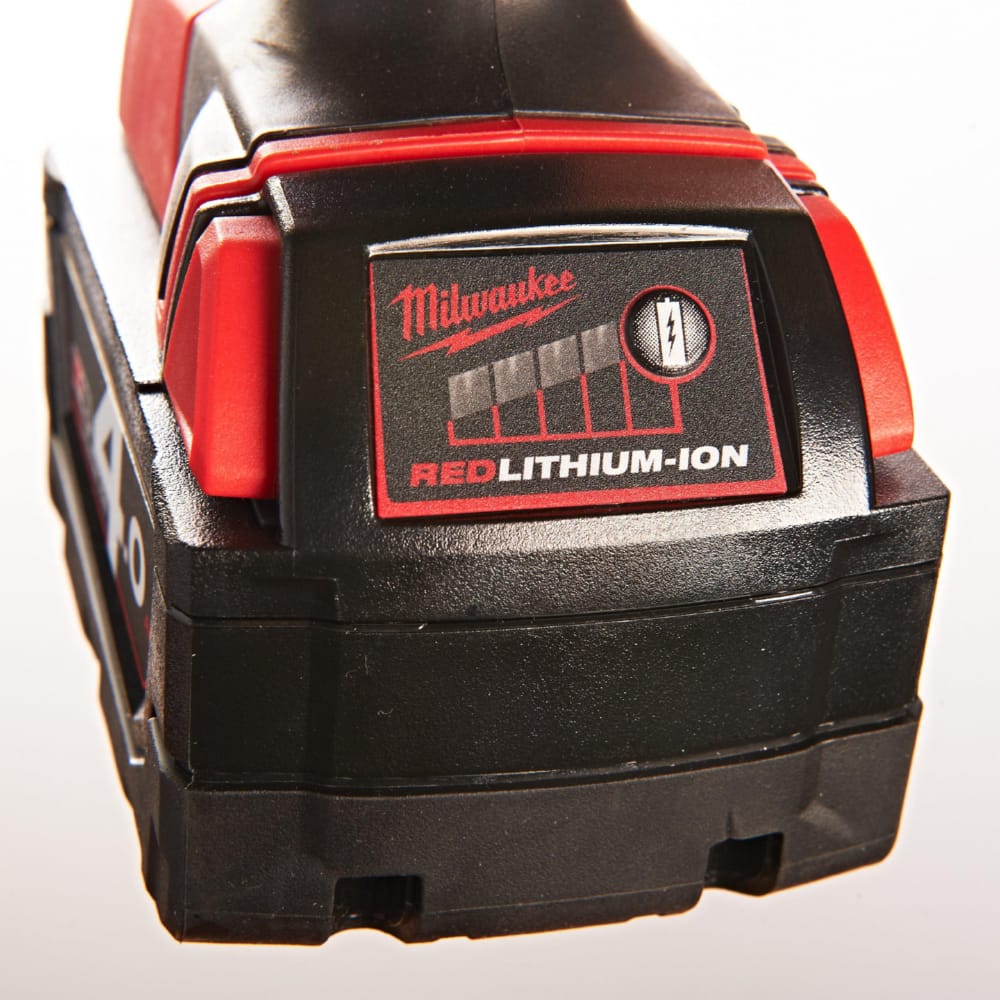 Пила шабельна акумуляторна MILWAUKEE M18 C18 HZ-402B (ЗУ+2акк.Х4Ач+сумка)