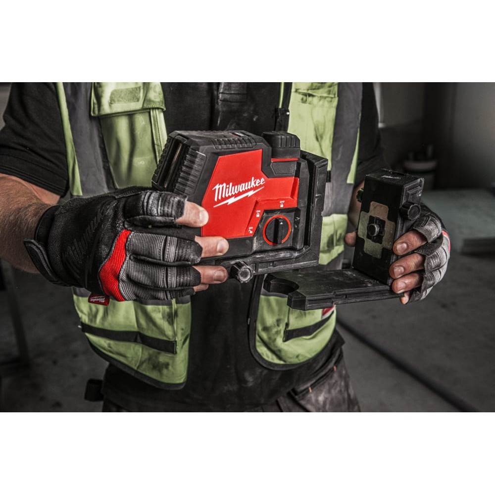 Нивелир лазерный аккумуляторный MILWAUKEE L4 CLLP-301C