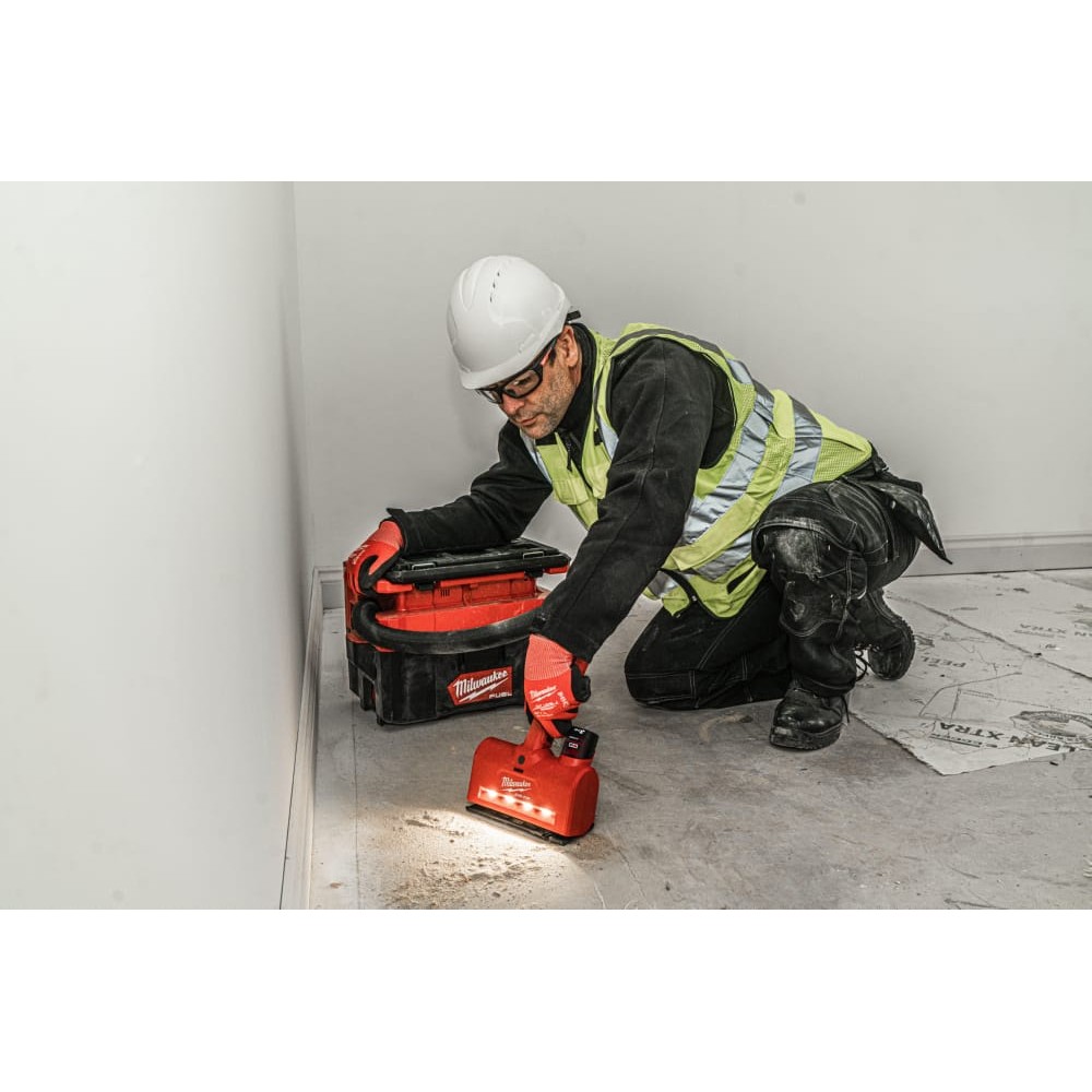Насадка аккумуляторная на пылесос для напольного покрытия MILWAUKEE M12 AUN-0