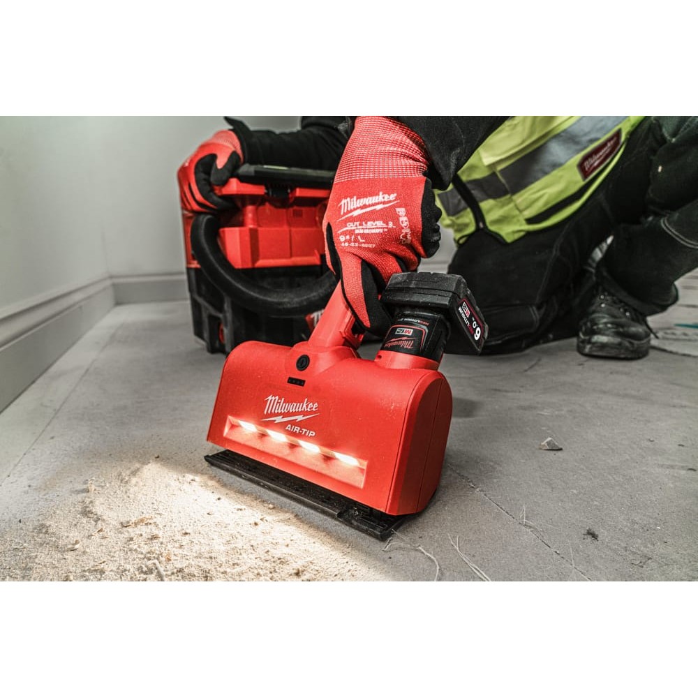 Насадка аккумуляторная на пылесос для напольного покрытия MILWAUKEE M12 AUN-0