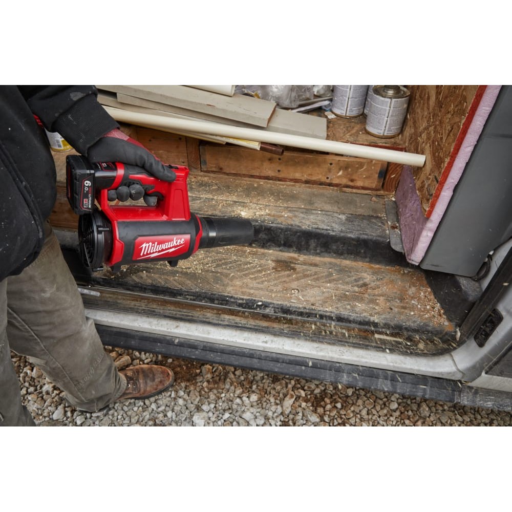 Повітродувка акумуляторна безщіткова MILWAUKEE M12 BBL-0 (каркас)