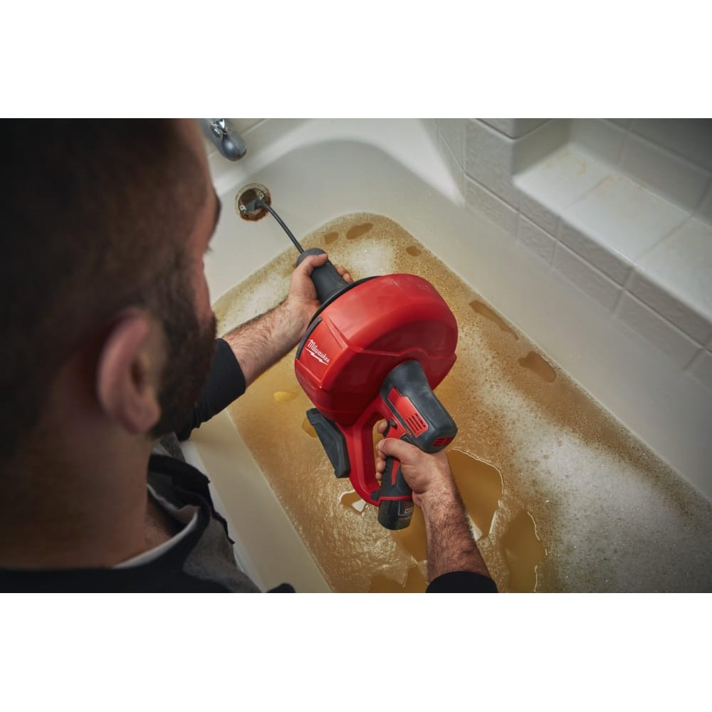 Машина прочисна акумуляторна MILWAUKEE M12 BDC6-202C трос 6м (ЗУ+2акк.Х2Ач+відро)