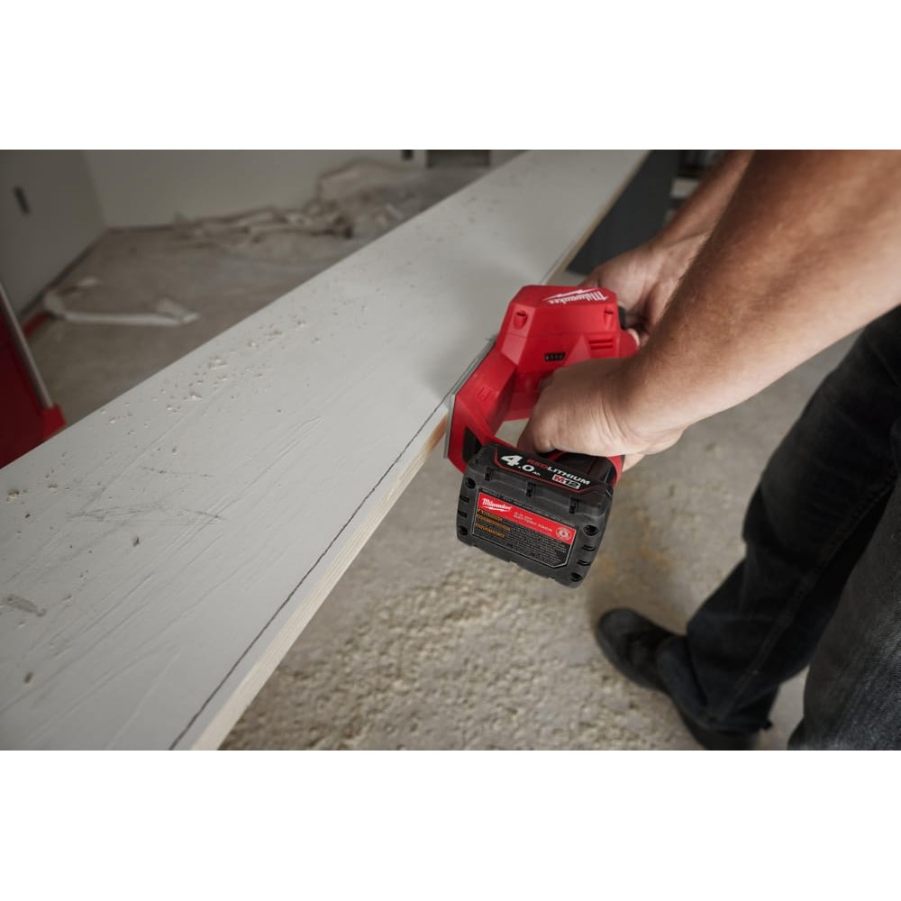 Рубанок акумуляторний безщітковий MILWAUKEE M12 BLP-402X (ЗУ+2акк.Х4Ач+HDкейс)