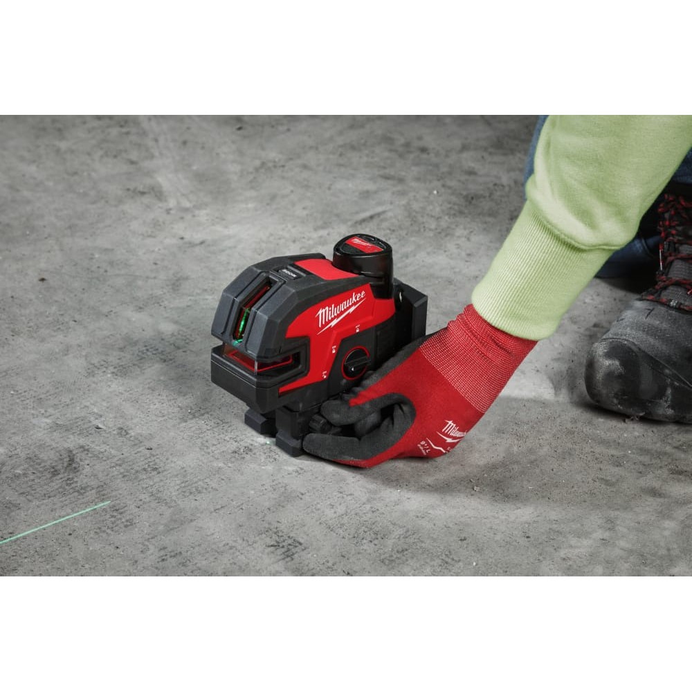 Нівелір 4х точковий лазерний акумуляторний MILWAUKEE M12 CLL4P-301C (зелений промінь) (ЗУ+1Х3Ач+кейс)