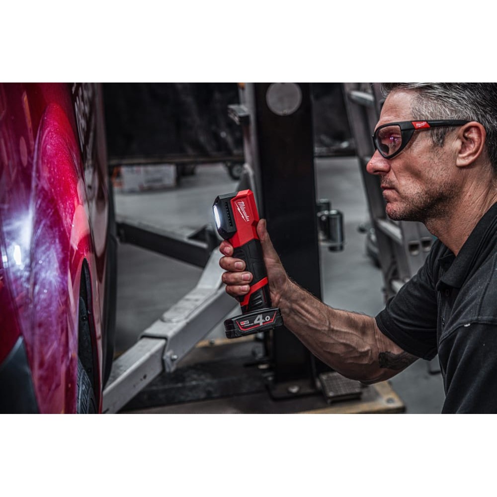 Ліхтар світлодіодний акумуляторний для підбору кольору MILWAUKEE M12 CML-401 (ЗУ+1акк.Х4Ач)