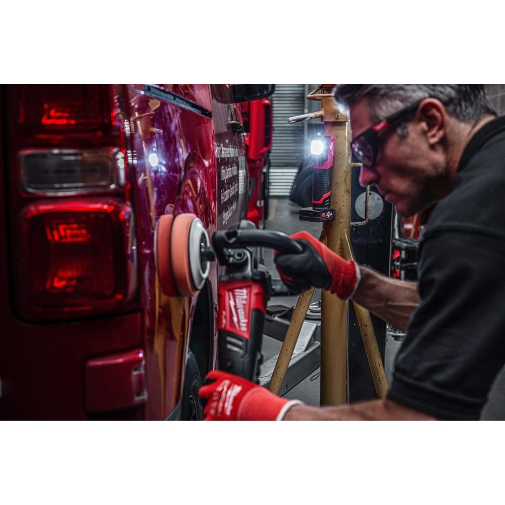 Ліхтар світлодіодний акумуляторний для підбору кольору MILWAUKEE M12 CML-401 (ЗУ+1акк.Х4Ач)
