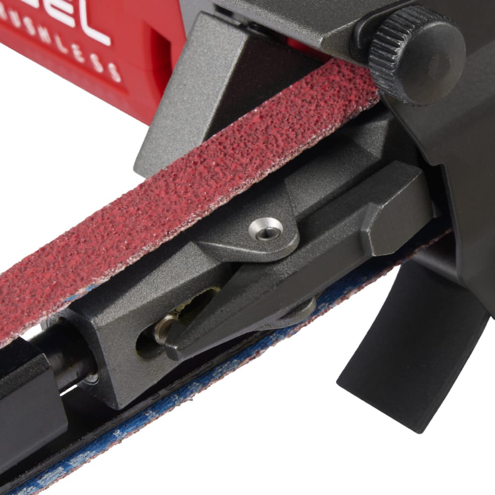 Шлифмашина ленточная аккумуляторная бесщеточная MILWAUKEE M12 FBFL13-402B (13мм) (ЗУ+2Х4Ач+сумка)