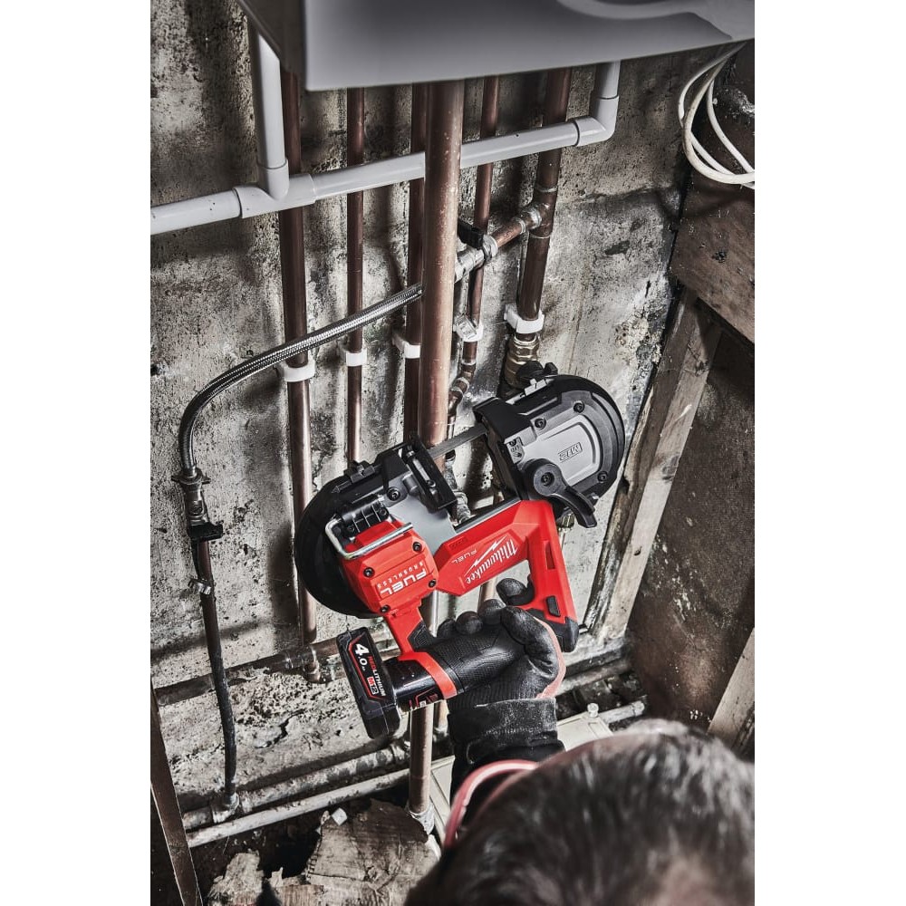 Пила стрічкова акумуляторна безщіткова MILWAUKEE M12 FBS64-402C (ЗУ+2акк.Х4Ач+кейс)