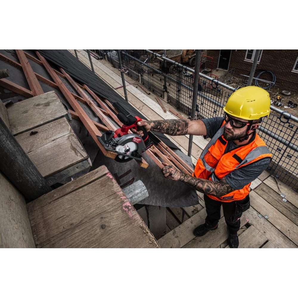 Пила дискова акумуляторна безщіткова MILWAUKEE M12 FCS442-502X, Ø140мм (ЗУ+2акк.Х5Ач+HDкейс)