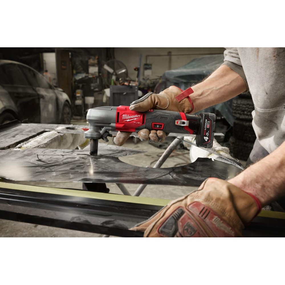 Ножницы по металлу аккумуляторные бесщёточный MILWAUKEE M12 FNB16-402X (ЗУ+2акк.Х4Ач+HDкейс)