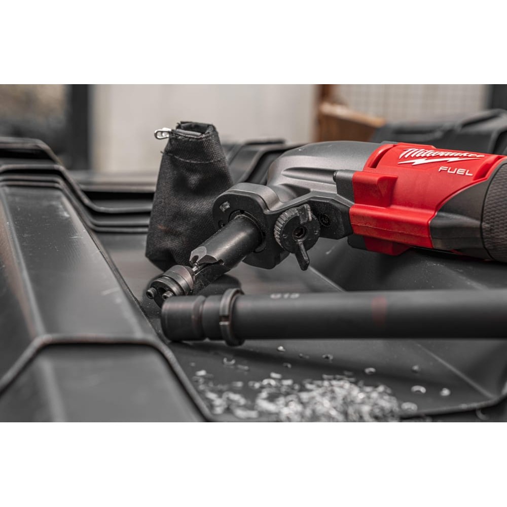 Ножницы по металлу аккумуляторные бесщёточный MILWAUKEE M12 FNB16-402X (ЗУ+2акк.Х4Ач+HDкейс)