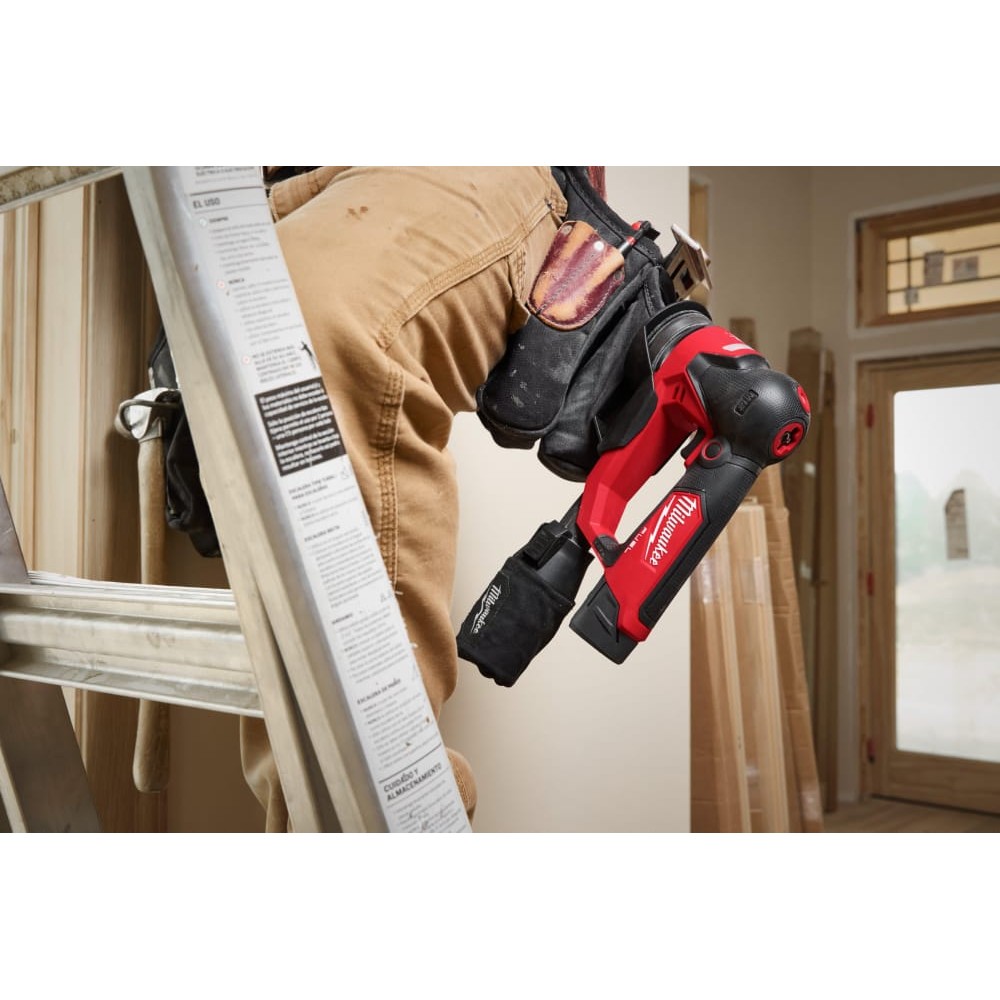 Шліфмашина ексцентрикова акумуляторна MILWAUKEE M12 FSDR75-202B, Ø75мм (ЗУ+2акк.Х2Ач+сумка)