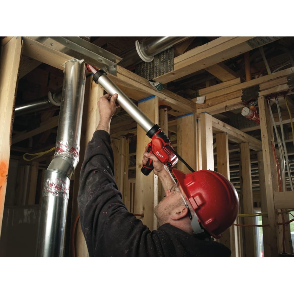 Пістолет для герметика акумуляторний MILWAUKEE M12 PCG/400A-201B (400мл) (ЗУ+1акк.Х2Ач+сумка)