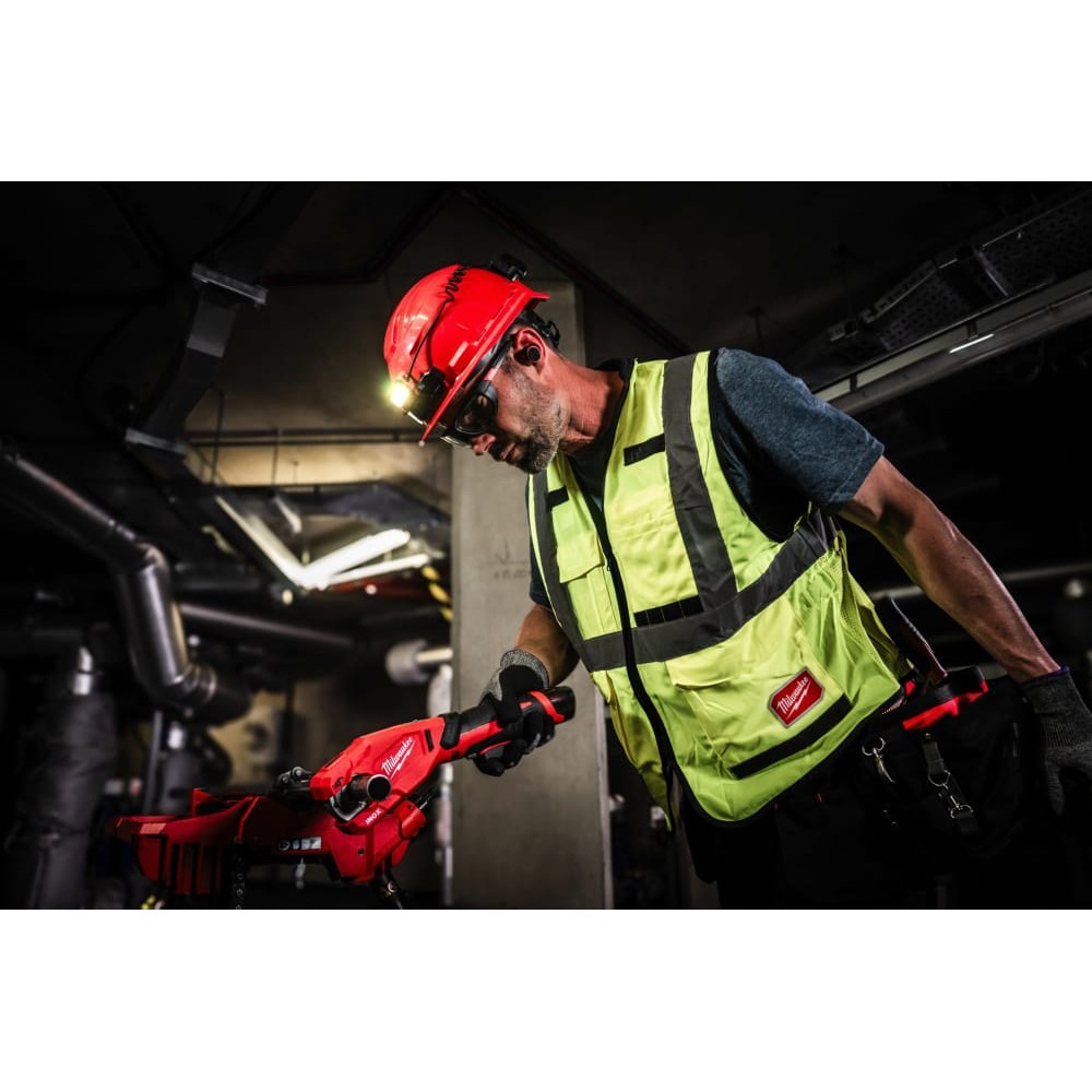 Труборез аккумуляторный по нержавеющей стали MILWAUKEE M12 PCSS-202C (ЗУ+2акк.Х2Ач+кейс)