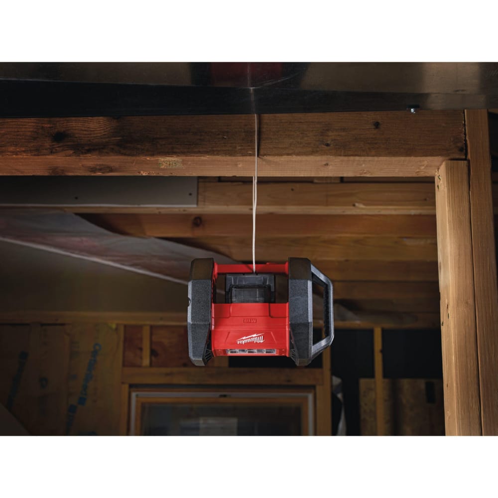 Ліхтар світлодіодний акумуляторний MILWAUKEE M18 AL-0