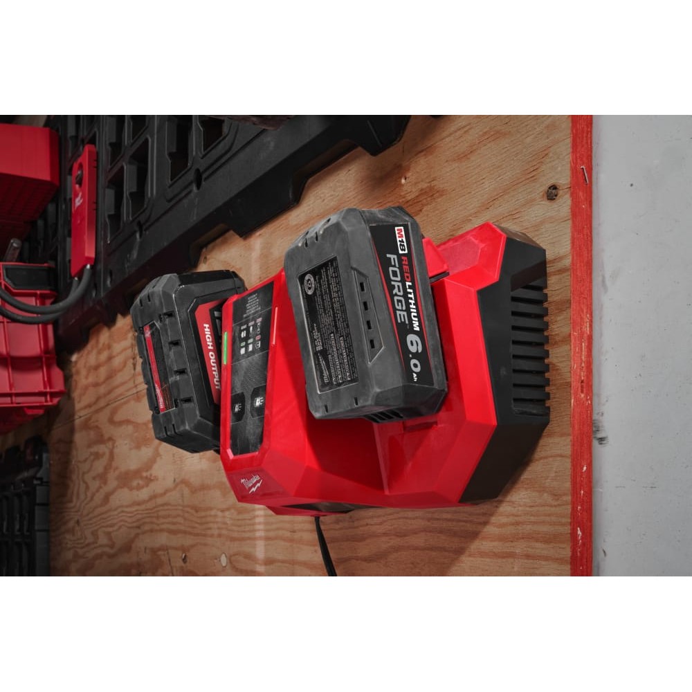 Зарядний пристрій MILWAUKEE M18 DBSC Dual SUPER CHARGER (заміна на 4932498557)