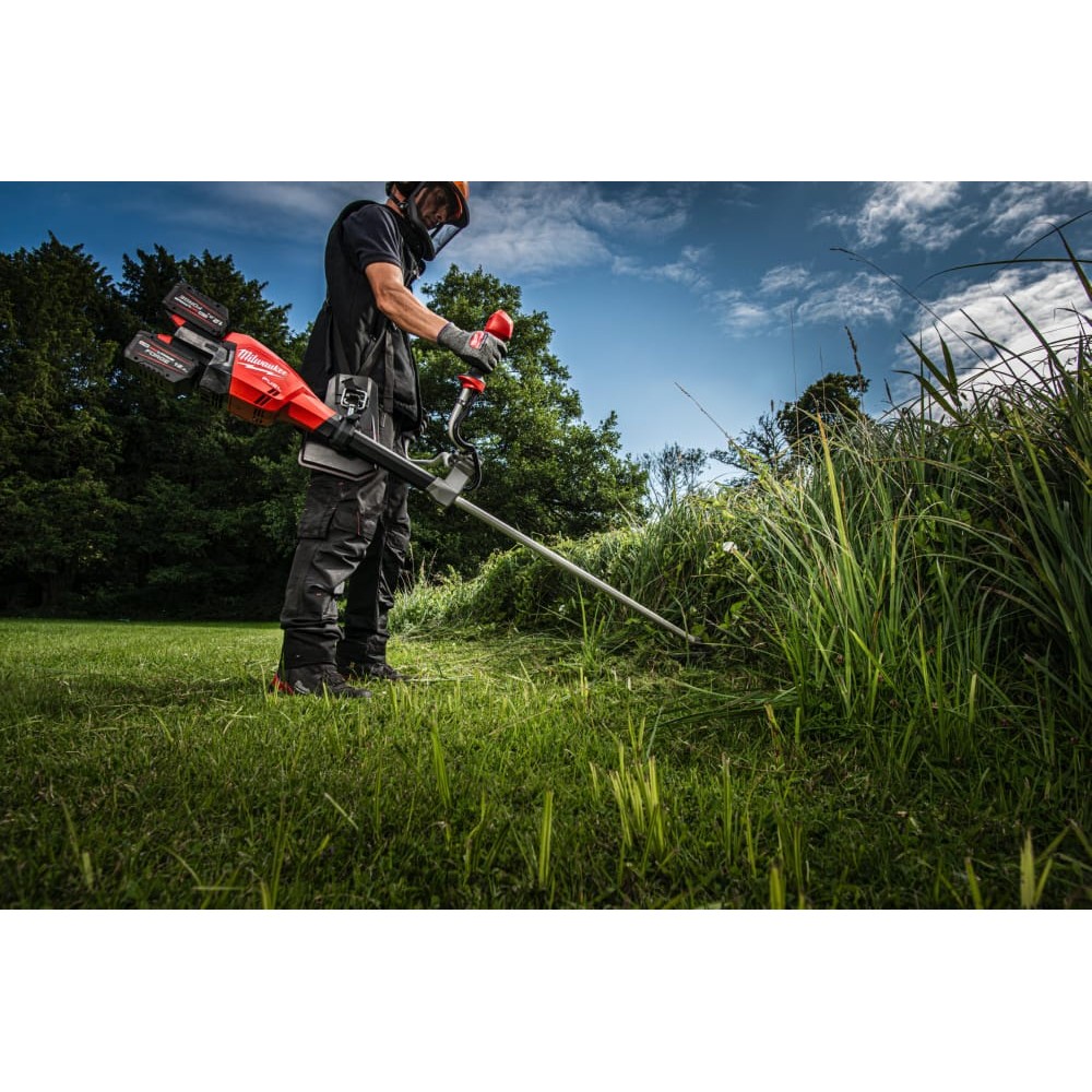 Тример акумуляторний безщітковий MILWAUKEE M18 F2BCU-122 (2Х18В) (ЗП+2 акум.Х12Ач) FORGE™