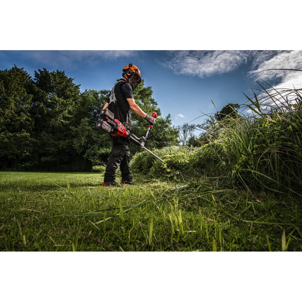 Тример акумуляторний безщітковий MILWAUKEE M18 F2BCU-122 (2Х18В) (ЗП+2 акум.Х12Ач) FORGE™