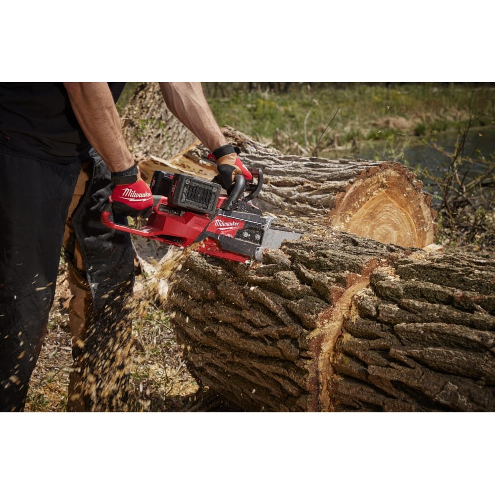 Пила ланцюгова акумуляторна безщіткова MILWAUKEE (шина 50см) M18 F2CHS50-802 (2Х18В)