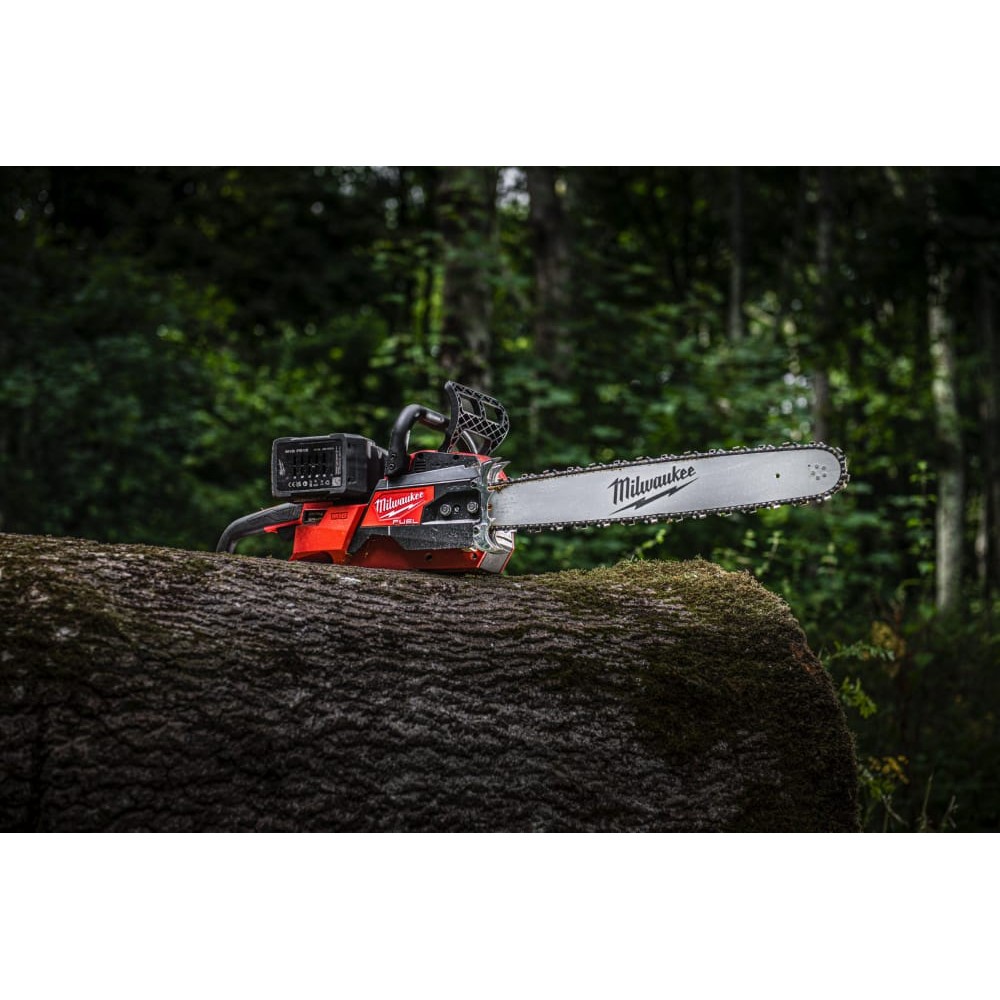 Пила ланцюгова акумуляторна безщіткова MILWAUKEE (шина 50см) M18 F2CHS50-802 (2Х18В)
