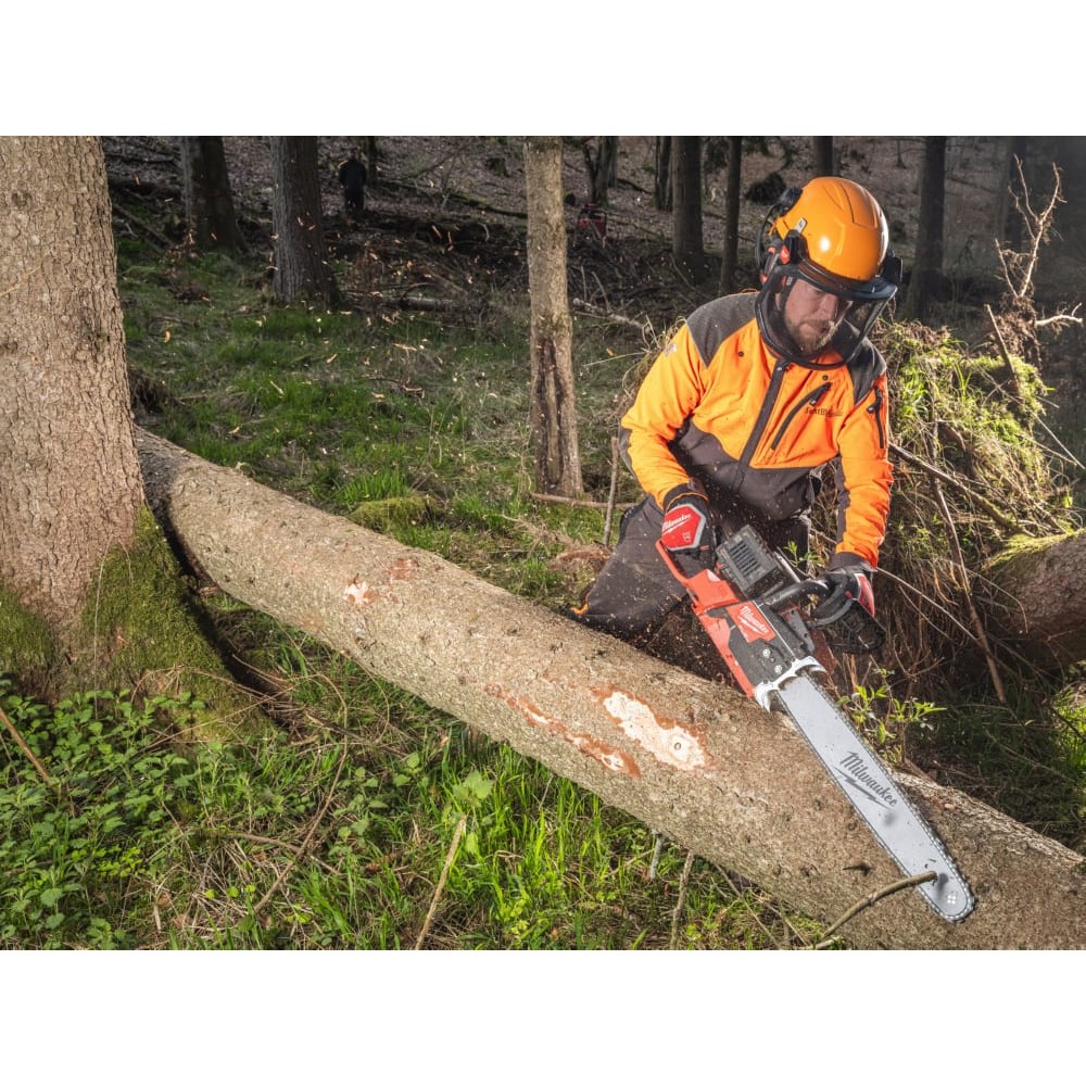 Пила ланцюгова акумуляторна безщіткова MILWAUKEE (шина 50см) M18 F2CHS50-802 (2Х18В)