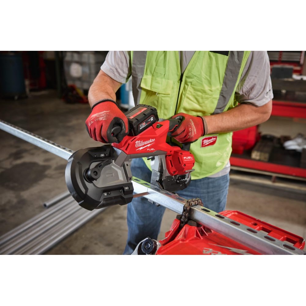 Пила стрічкова акумуляторна безщіткова MILWAUKEE M18 FBS127-502C (ЗУ+2акк.Х5Ач+ кейс)