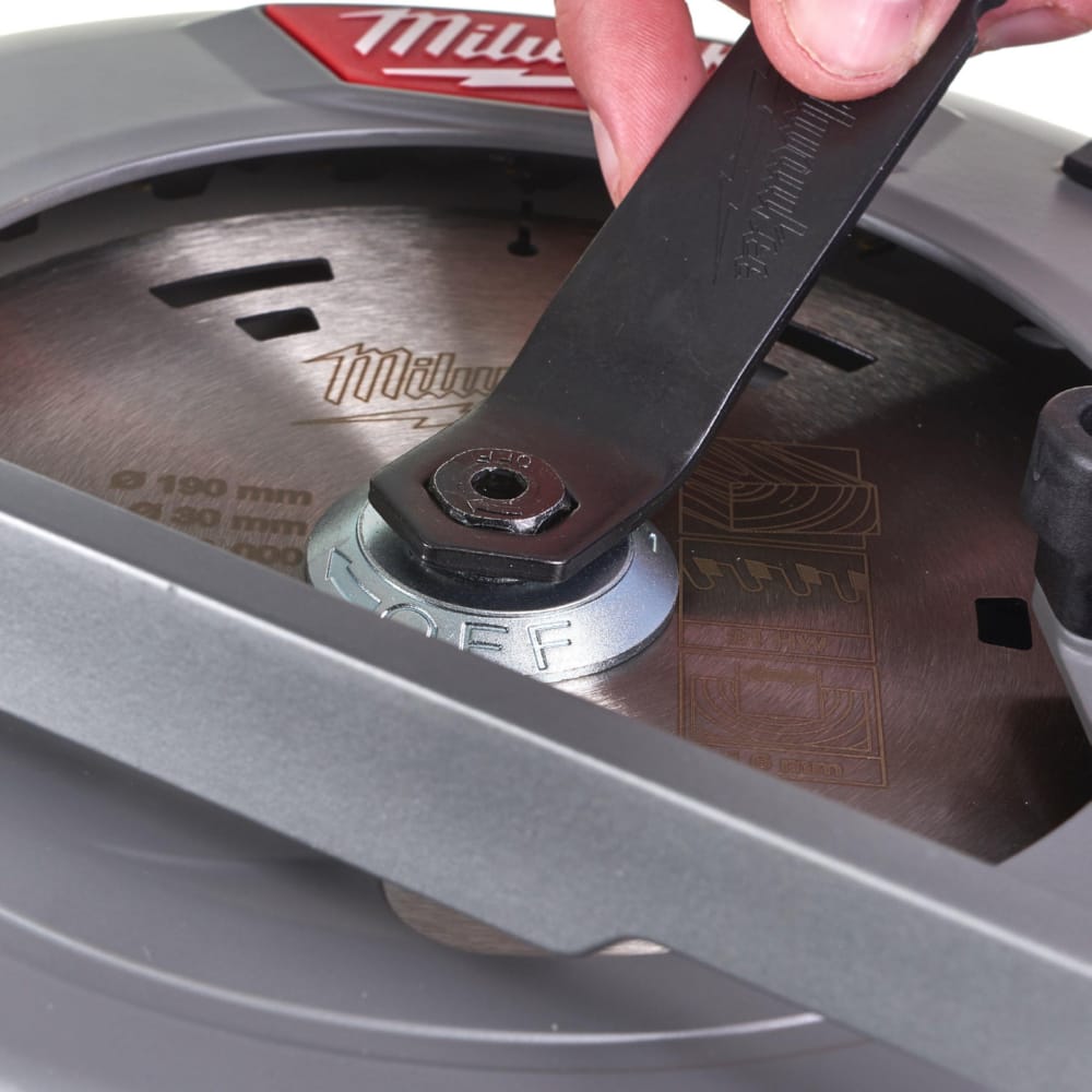 Пила дискова акумуляторна безщіткова MILWAUKEE M18 FCSRH66-0 Ø190мм (каркас), (заміна на 4933498