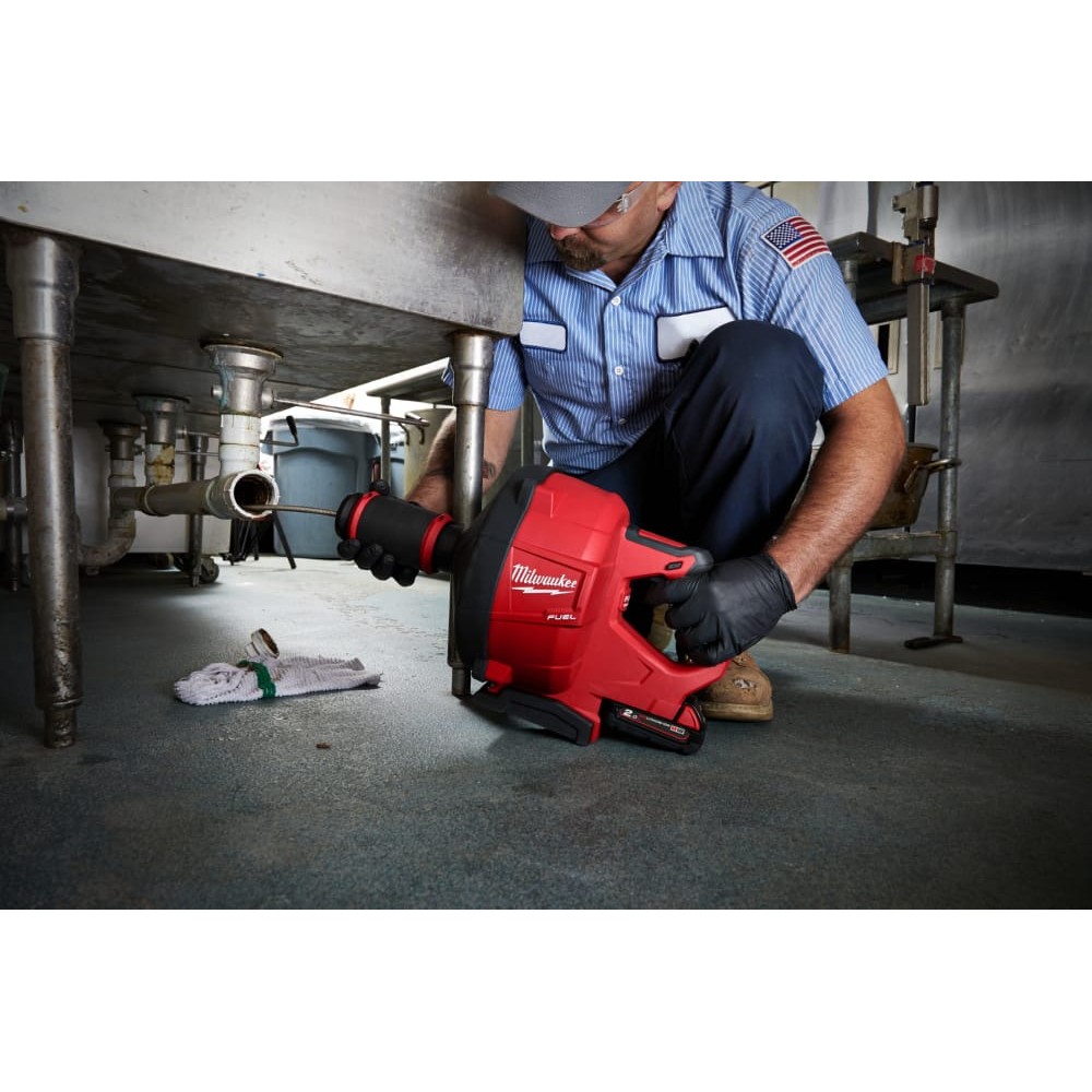 Машина прочистная аккумуляторная MILWAUKEE M18 FDCPF10-201C трос 10мм (ЗУ+1акк.Х2Ач+ведро)