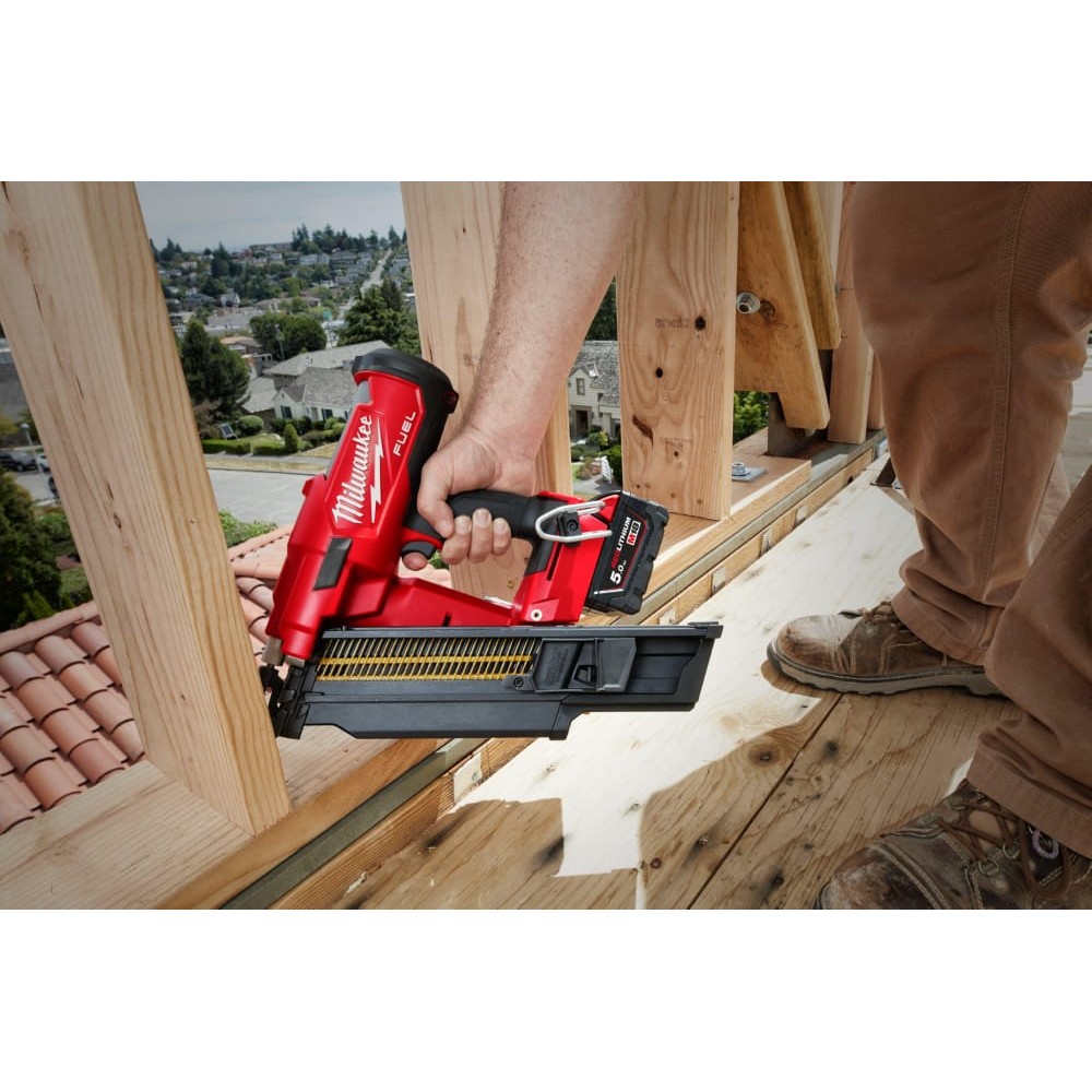 Пістолет цвяхів акумуляторний безщітковий MILWAUKEE M18 FFN21-0C (50-90мм) (каркас)