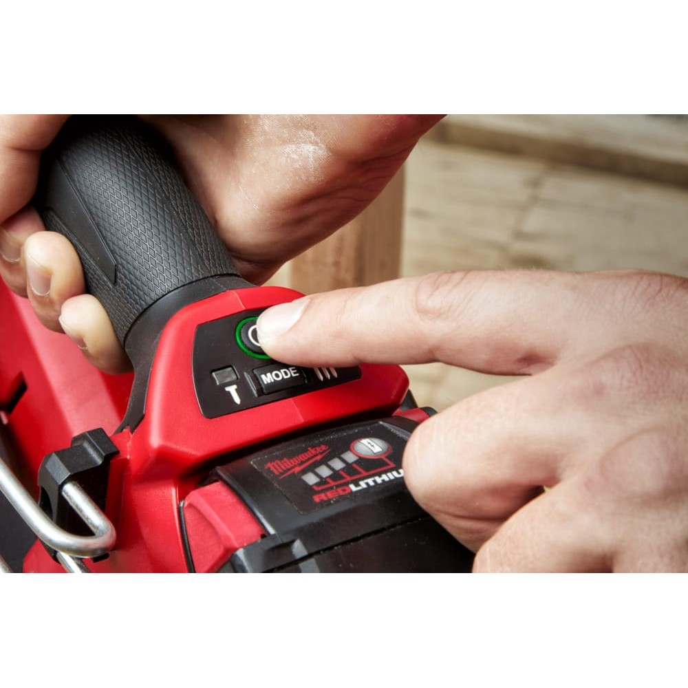 Пістолет цвяхів акумуляторний безщітковий MILWAUKEE M18 FFN21-0C (50-90мм) (каркас)