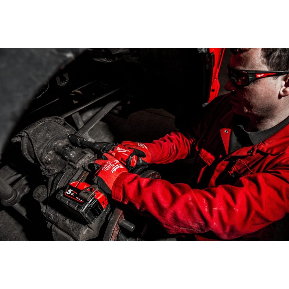 Гайковерт аккумуляторный бесщеточный MILWAUKEE 1/2\" (339 Нм) M18 FIW2P12-502X, с пином (ЗУ+2Х5Ач)