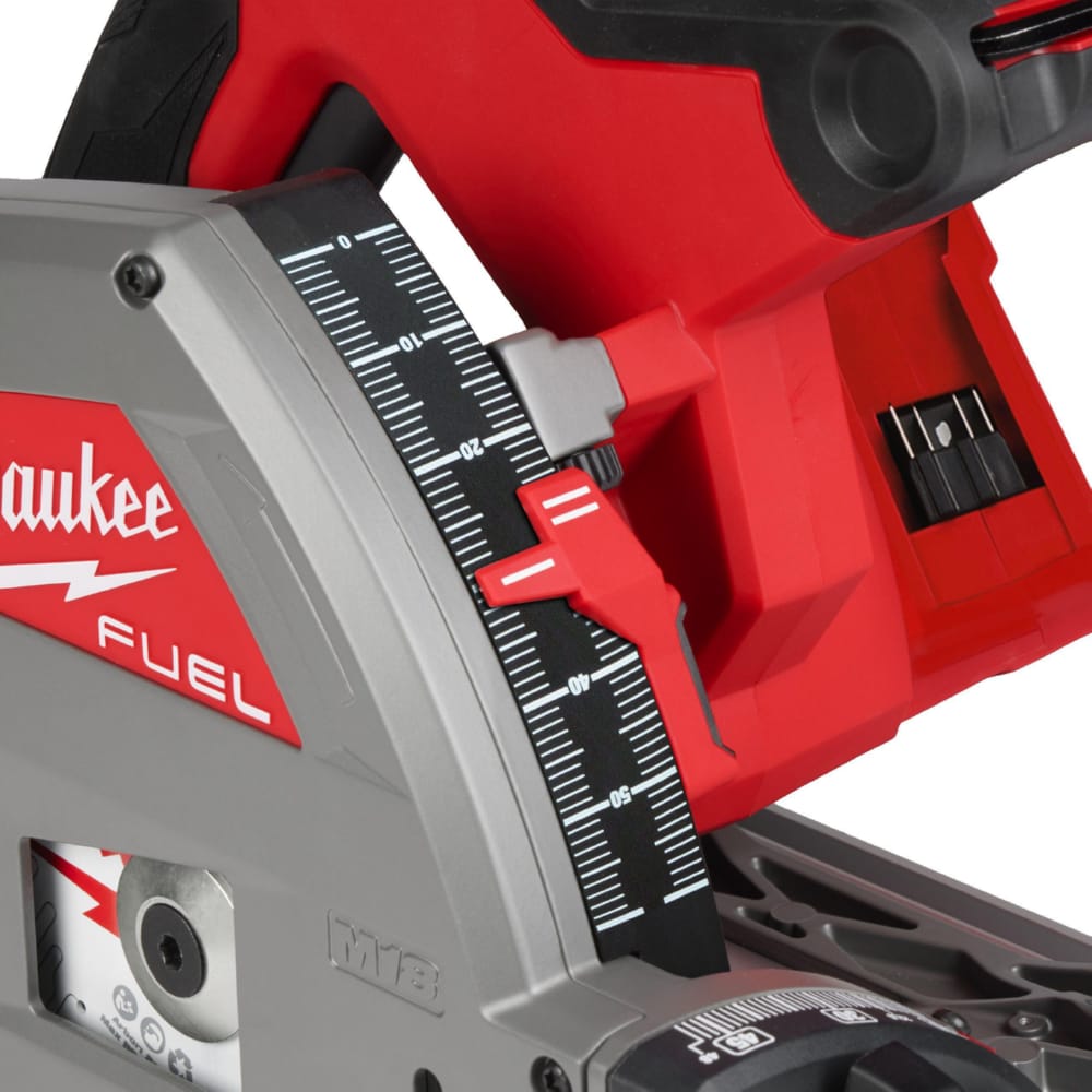 Пила дискова занурювальна безщіткова акумуляторна MILWAUKEE M18 FPS55-552P Ø165мм (ЗУ+2Х5.5Ач+кейс)