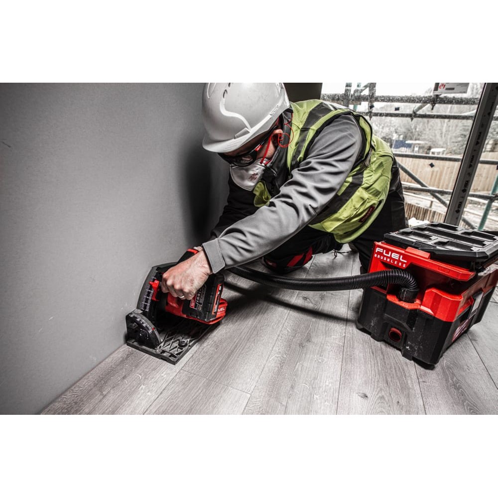 Пила дискова занурювальна безщіткова акумуляторна MILWAUKEE M18 FPS55-552P Ø165мм (ЗУ+2Х5.5Ач+кейс)