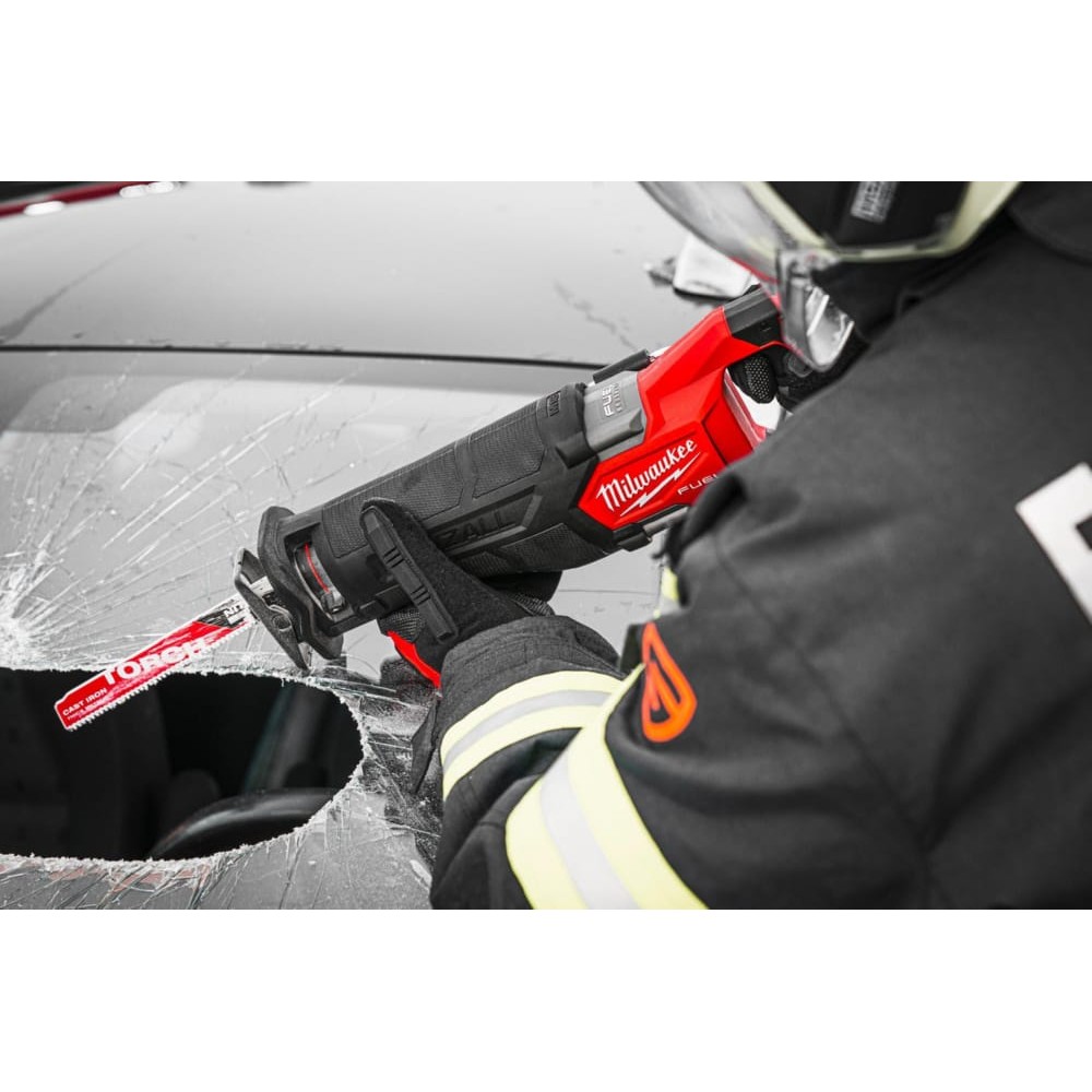 Пила шабельна акумуляторна безщіткова MILWAUKEE M18 FSZ-502X MILWAUKEE