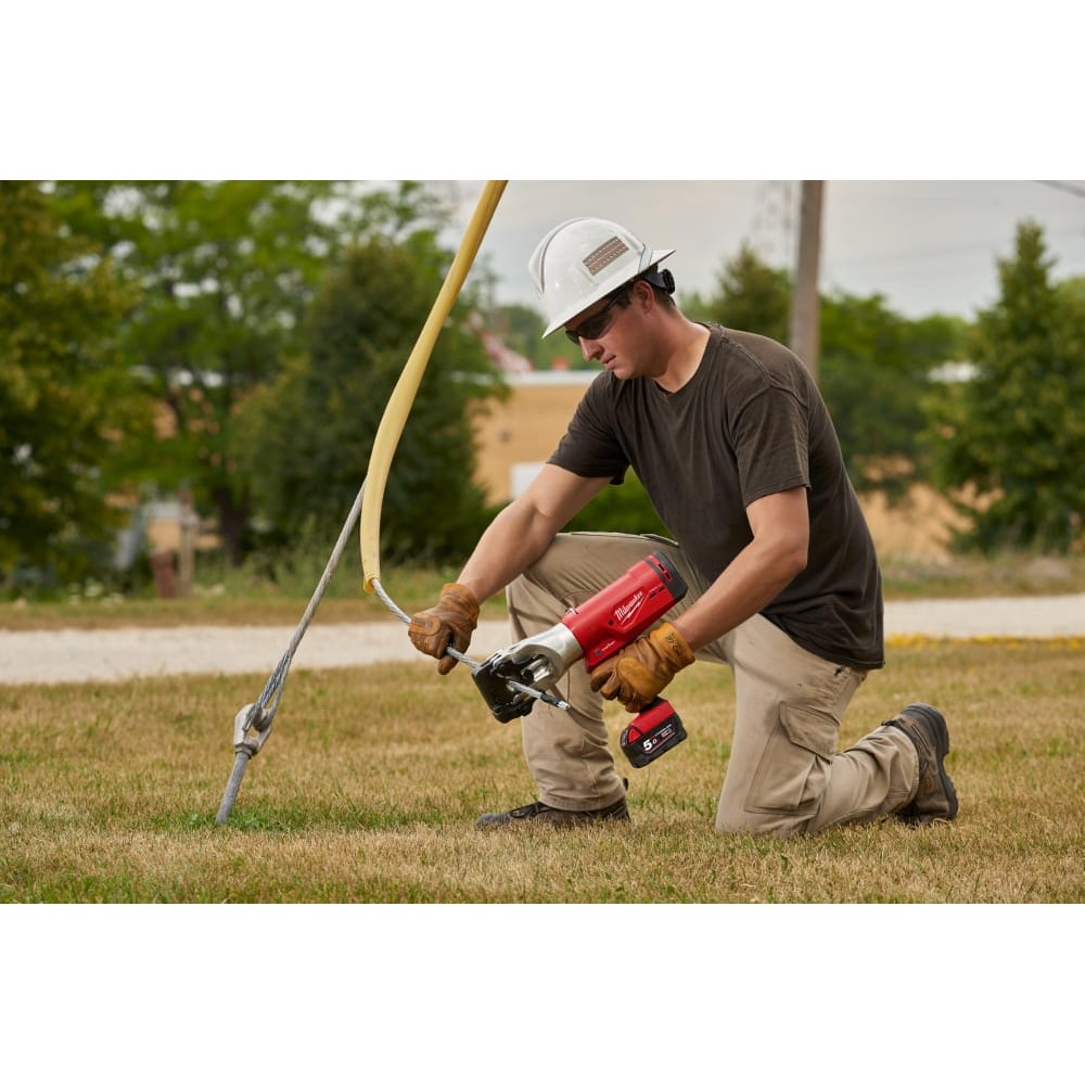 Кабелерез гидравлический аккумуляторный MILWAUKEE M18 HCC45-522C ONE-KEY (ЗУ+2акк.Х5Ач+кейс)