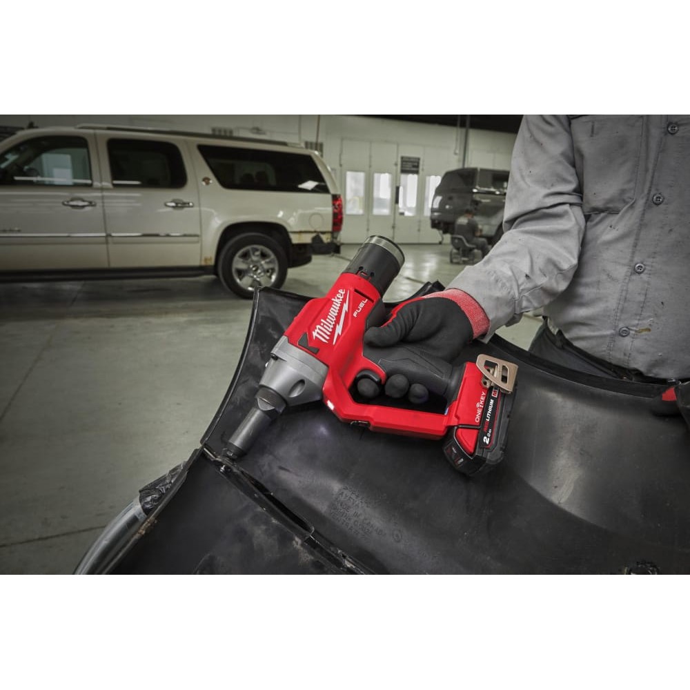 Заклепочник акумуляторний бесщеточный MILWAUKEE M18 ONEFPRT-202X (Ø4,8-7,0мм)(ЗУ+2акк.Х2Ач+HDкейс)