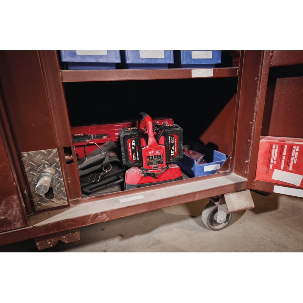 Зарядний пристрій MILWAUKEE M18 PC6 (на 6 акк.) PACKOUT, (заміна на 4932498551)
