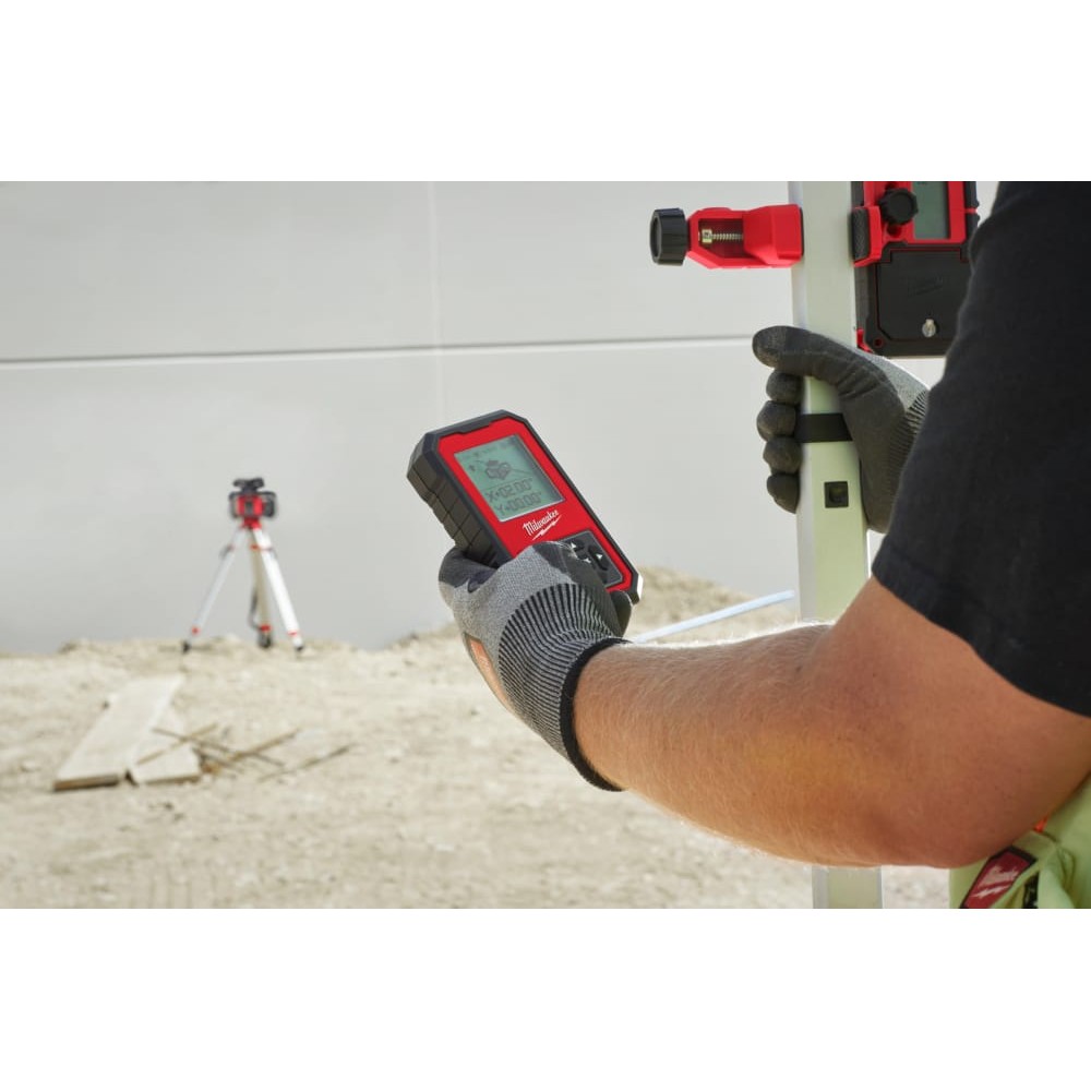 Рівень лазерний ротаційний акумуляторний MILWAUKEE M18 RLOHV1200-501C 1200м