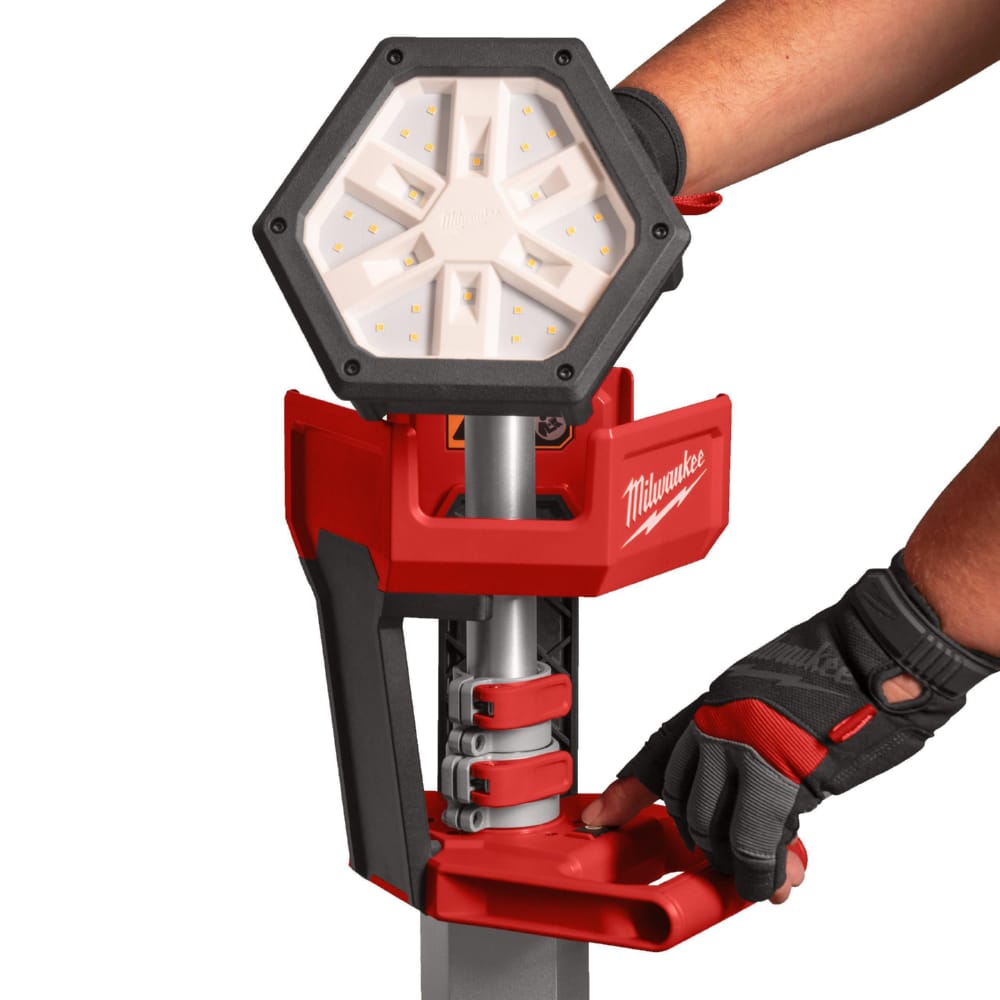 Прожектор светодиодный аккумуляторный напольный MILWAUKEE M18 SAL2-502B (ЗУ+2акк.Х5Ач)