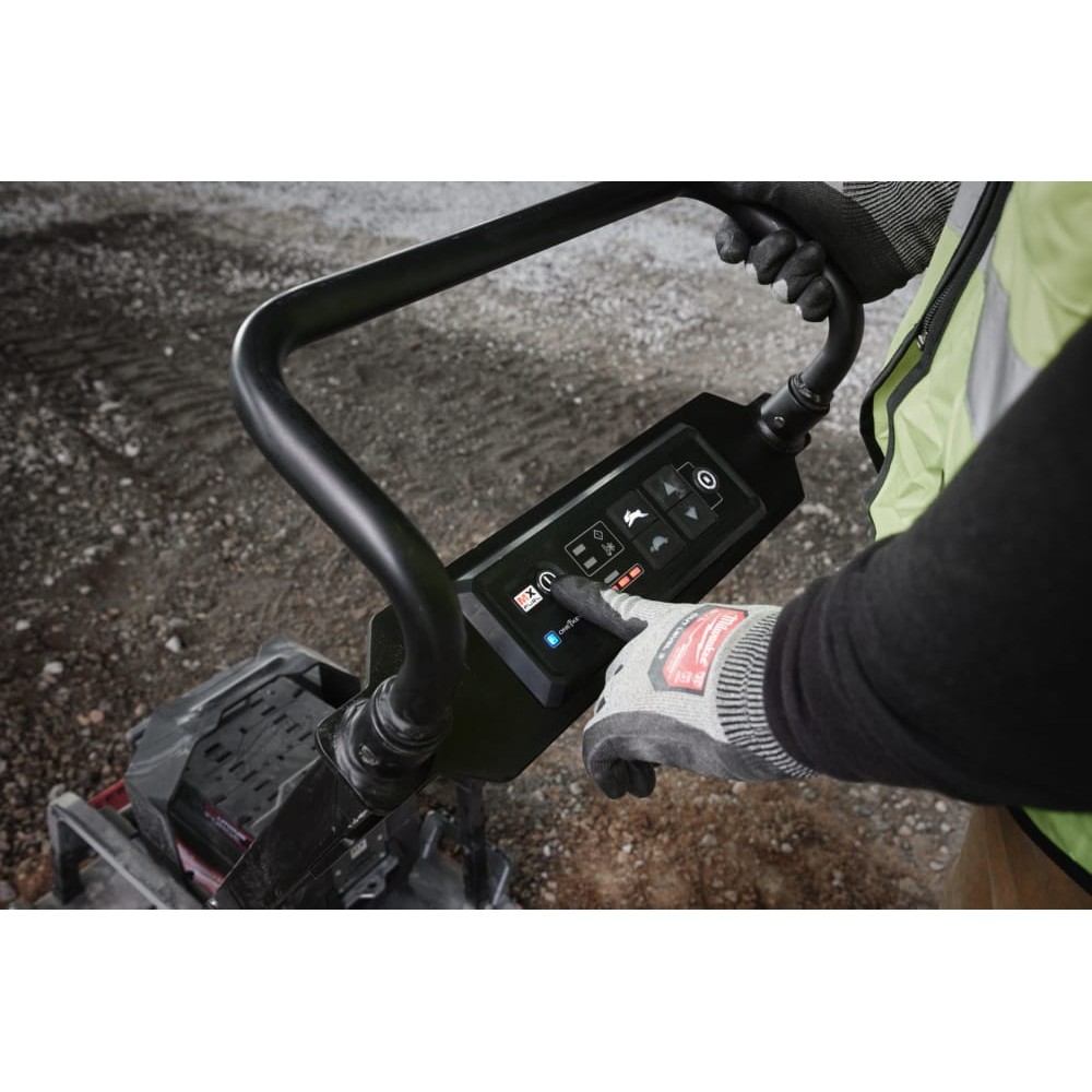 Виброплита аккумуляторная MILWAUKEE MXF PC50-122