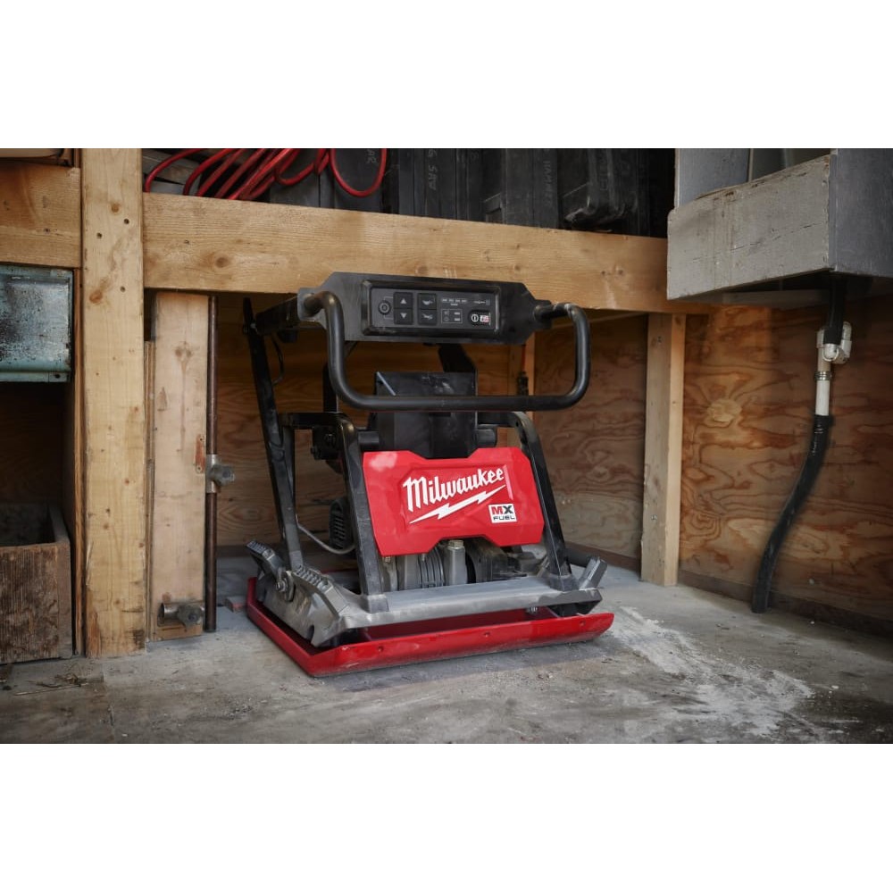 Виброплита аккумуляторная MILWAUKEE MXF PC50-122