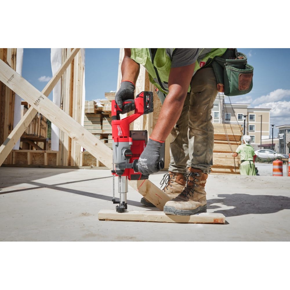 Перфоратор аккумуляторный бесщёточный SDS PLUS MILWAUKEE M18 BLHACD26-402X (2,6 Дж) (ЗУ+2Х4Ач+кейс)