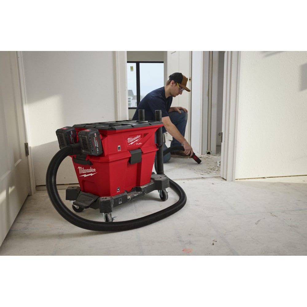 Пилосос аккумуляторный бесщеточный NEXUS™ PACKOUT MILWAUKEE M18 F2VC23LG2-0, 26л L-класс